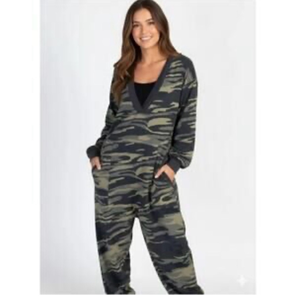 NATURAL LIFE Olive Green & Black Camo One-Piece Jumpsuit - Picture 7 of 7
